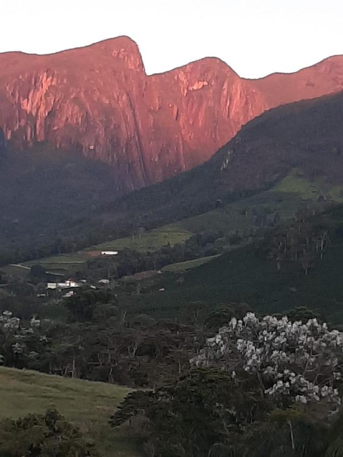 Pousada Encanto Das Montanhas Hotel Caparao Velho Bagian luar foto